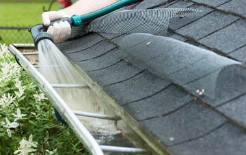 Queen Oak gutter cleaning costs